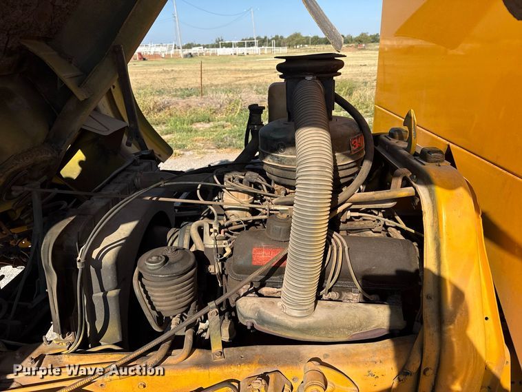 image for item FB6946 1974 Ford C750 pumper fire truck