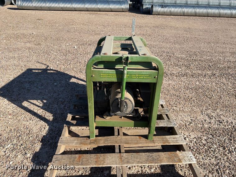 image for item FB8982 Titan Industries 6500 generator