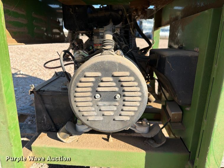 image for item FB8982 Titan Industries 6500 generator