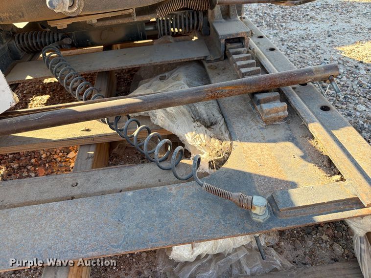 image for item FB8983 Mack truck parts