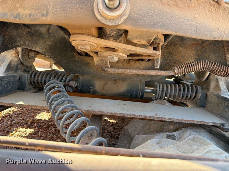image for item FB8983 Mack truck parts