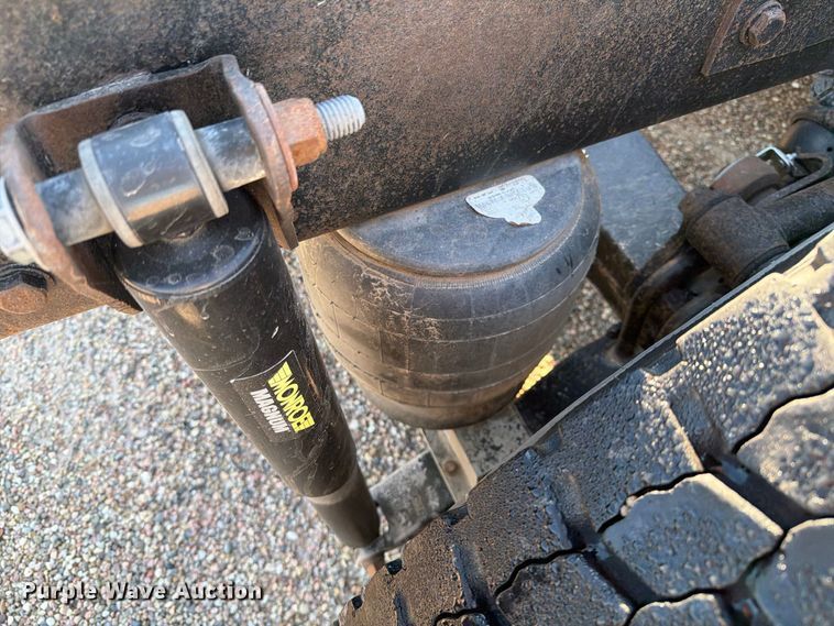 image for item FB8985 2007 Kenworth W900 semi truck