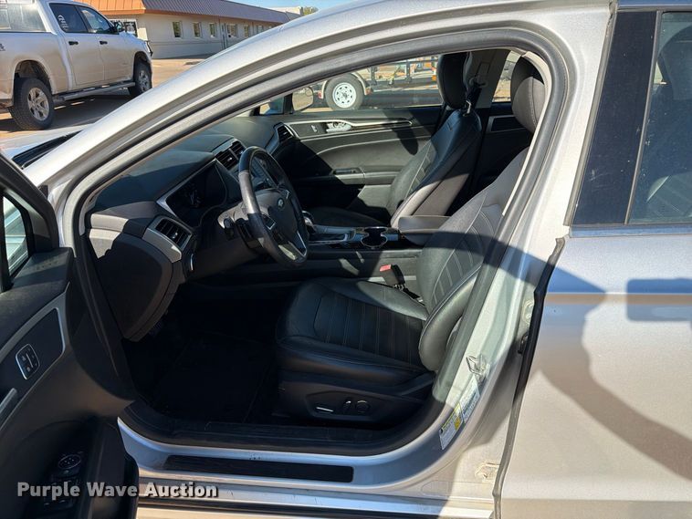image for item FB8989 2014 Ford Fusion 