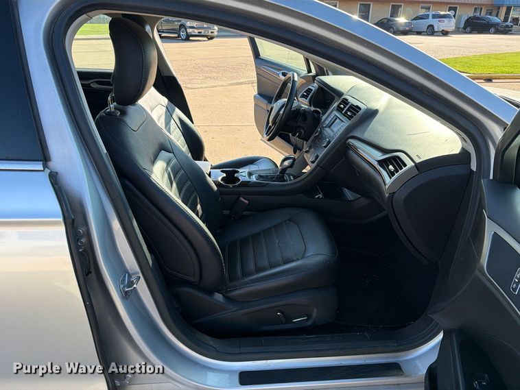 image for item FB8989 2014 Ford Fusion 