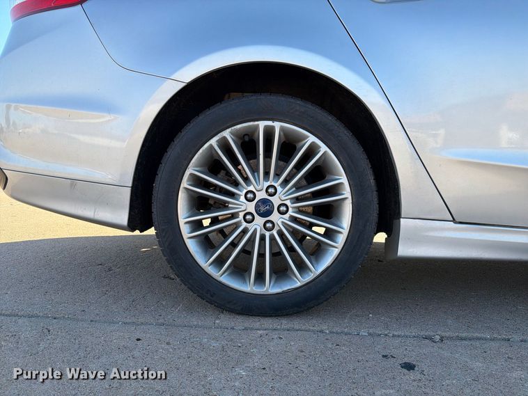 image for item FB8989 2014 Ford Fusion 