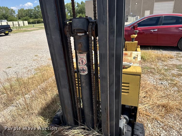 image for item FC4336 Yale ESC030HAN36ST083 forklift