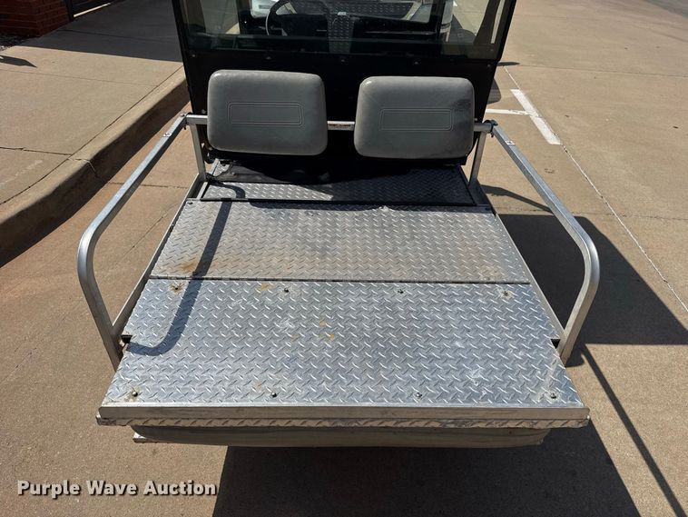 image for item FC4337 2010 Club Car CarryAll 2 golf cart