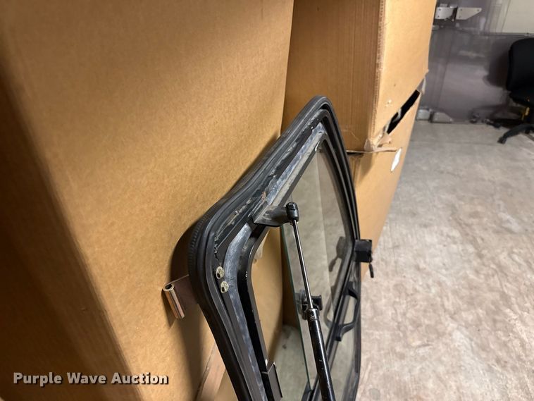 image for item FC4337 2010 Club Car CarryAll 2 golf cart