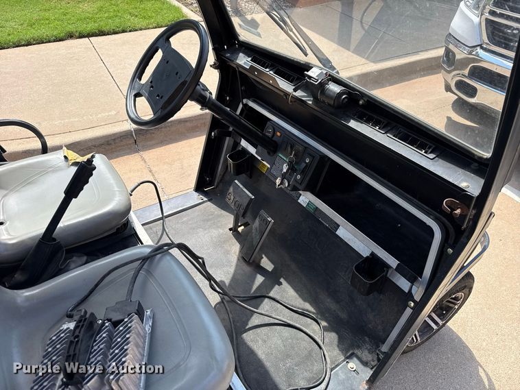 image for item FC4337 2010 Club Car CarryAll 2 golf cart