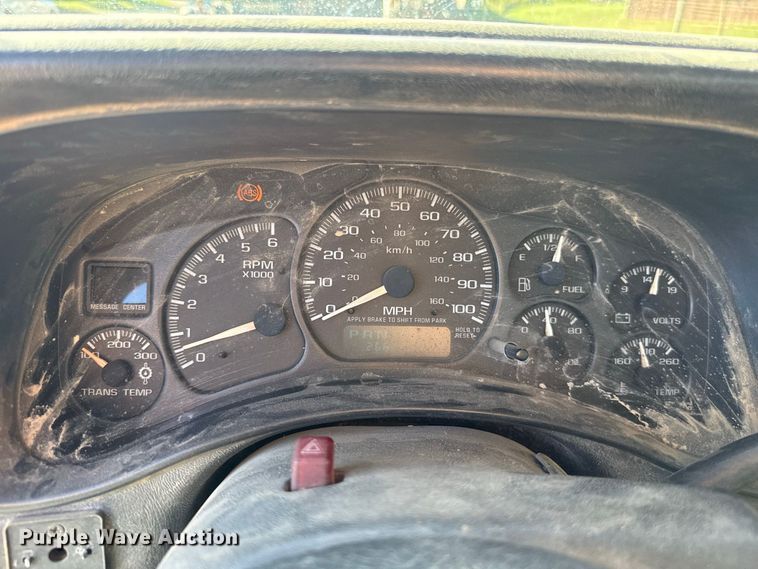 image for item FC4502 2002 Chevrolet Silverado 2500 utility bed pickup truck