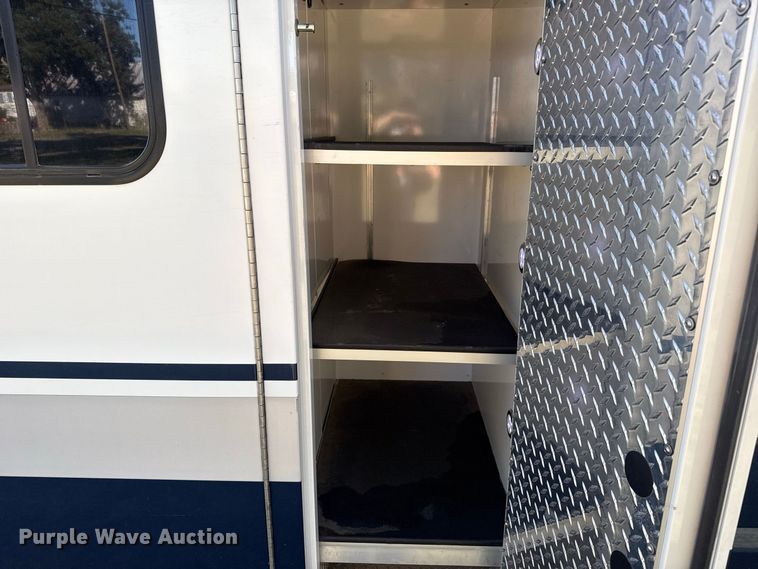 image for item FC4503 2017 Ford F-350 ambulance