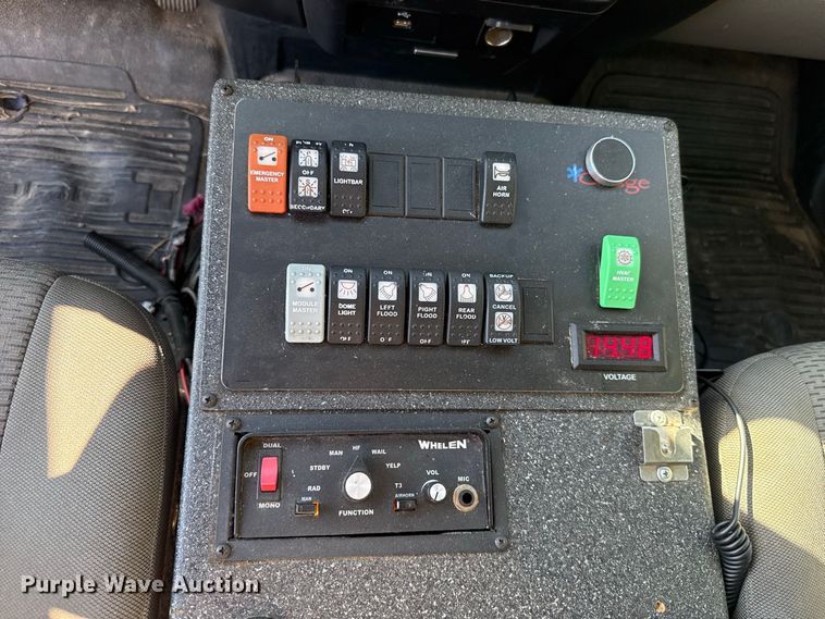 image for item FC4503 2017 Ford F-350 ambulance