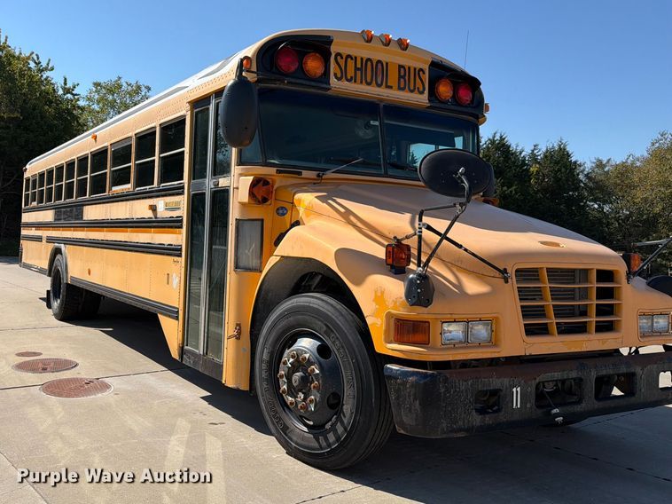 image for item FH6454 2006 Blue Bird school bus