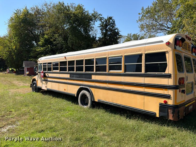 image for item FH6454 2006 Blue Bird school bus