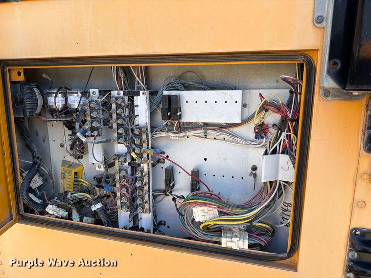image for item FH6454 2006 Blue Bird school bus