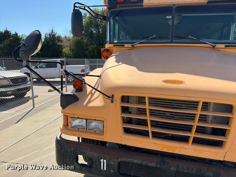 image for item FH6454 2006 Blue Bird school bus