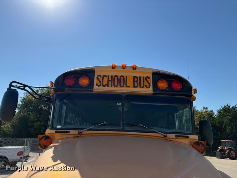 image for item FH6454 2006 Blue Bird school bus
