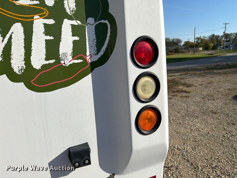 image for item FH6456 2011 Ford E450 Super Duty bus