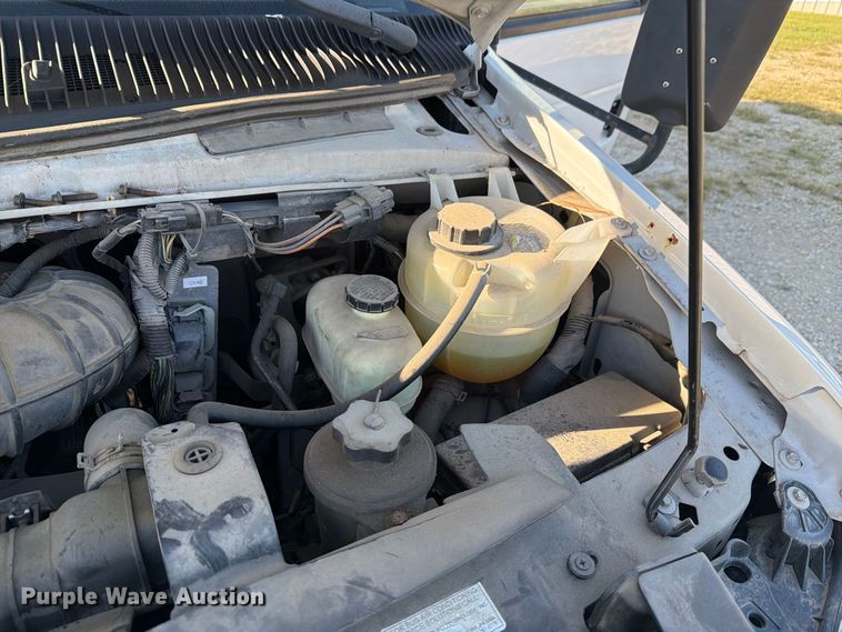 image for item FH6456 2011 Ford E450 Super Duty bus