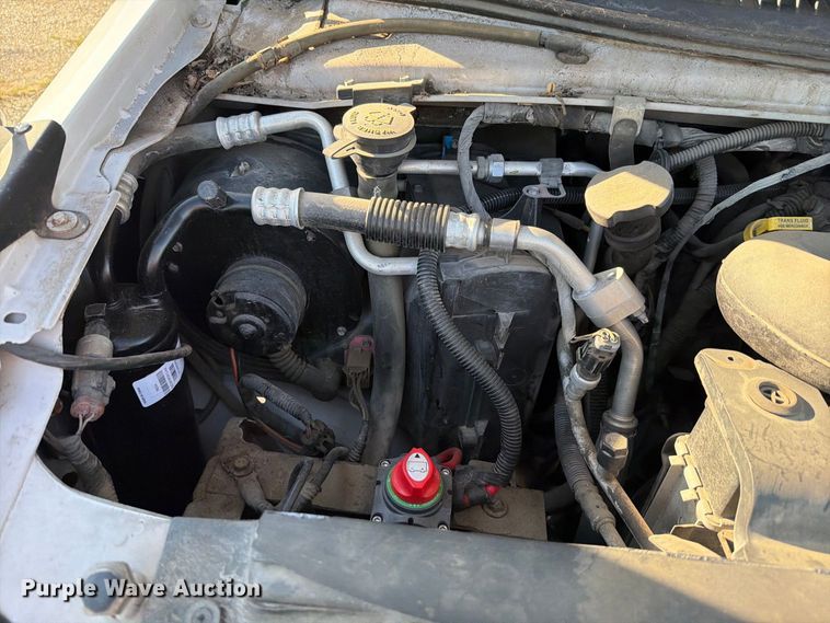 image for item FH6456 2011 Ford E450 Super Duty bus