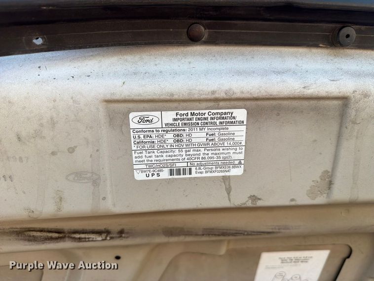 image for item FH6456 2011 Ford E450 Super Duty bus