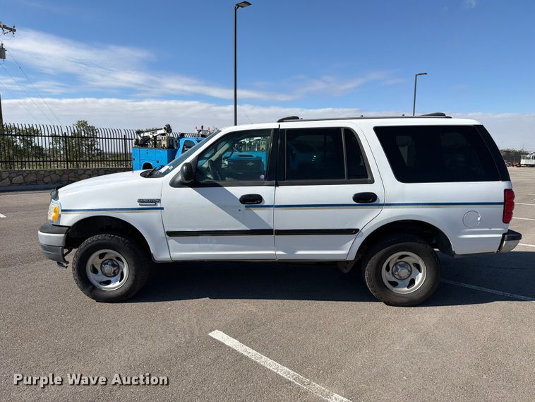 image for item FI2039 2001 Ford Expedition XLT SUV