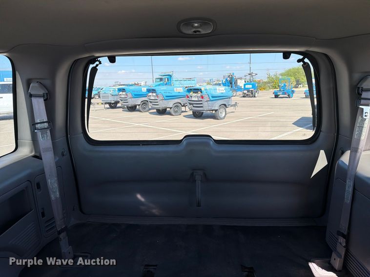 image for item FI2039 2001 Ford Expedition XLT SUV