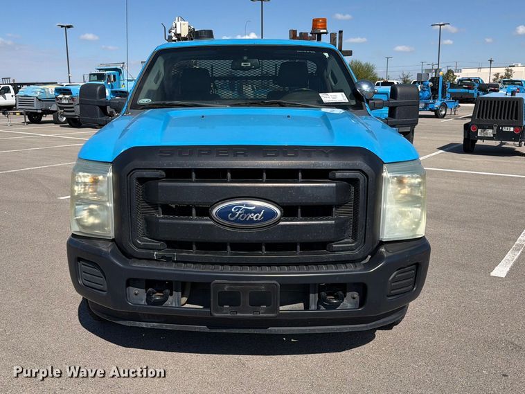 image for item FI2040 2011 Ford F350 Super Duty utility bed pickup truck