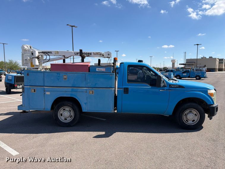 image for item FI2040 2011 Ford F350 Super Duty utility bed pickup truck