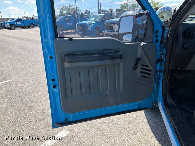 image for item FI2040 2011 Ford F350 Super Duty utility bed pickup truck