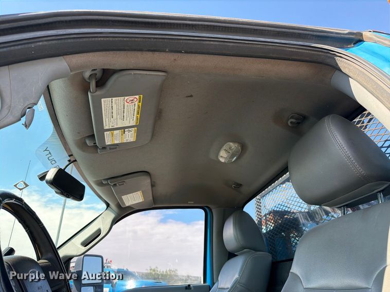 image for item FI2040 2011 Ford F350 Super Duty utility bed pickup truck