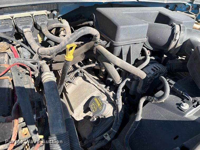image for item FI2040 2011 Ford F350 Super Duty utility bed pickup truck