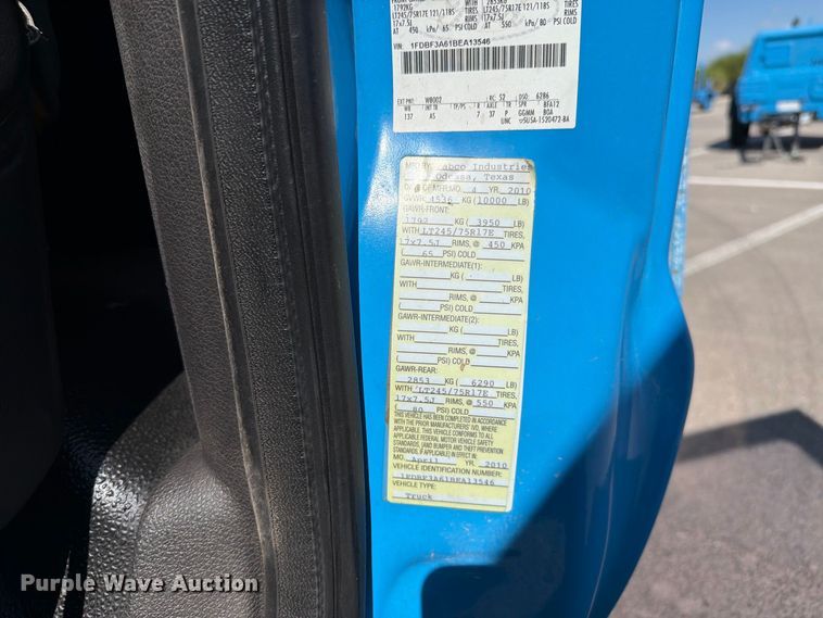 image for item FI2040 2011 Ford F350 Super Duty utility bed pickup truck