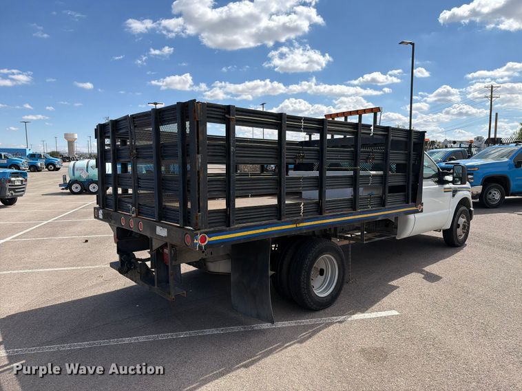 image for item FI2041 2008 Ford F350 Super Duty flatbed pickup truck