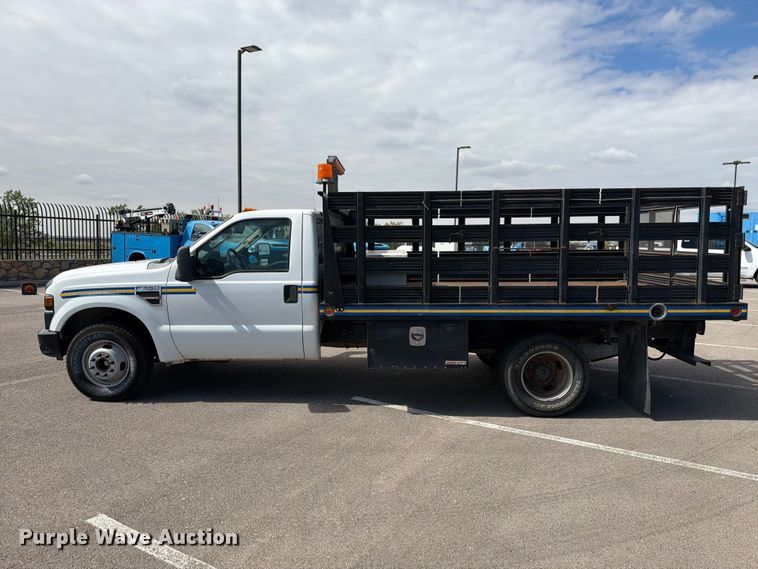 image for item FI2041 2008 Ford F350 Super Duty flatbed pickup truck