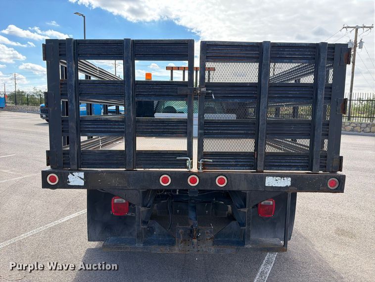 image for item FI2041 2008 Ford F350 Super Duty flatbed pickup truck