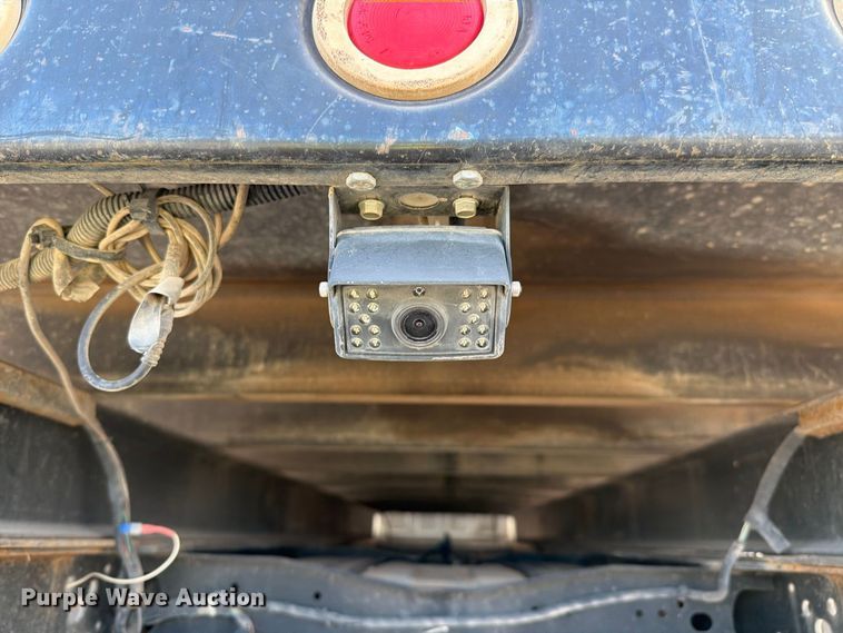 image for item FI2041 2008 Ford F350 Super Duty flatbed pickup truck