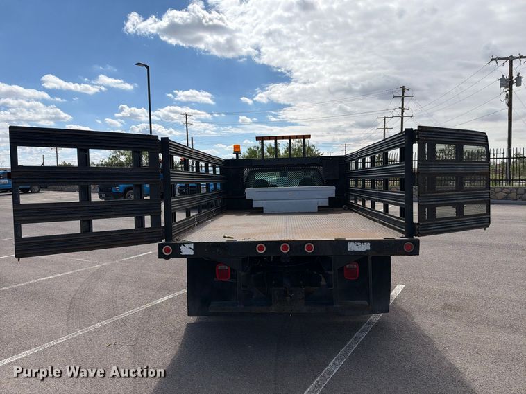 image for item FI2041 2008 Ford F350 Super Duty flatbed pickup truck