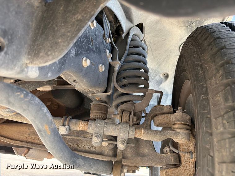 image for item FI2041 2008 Ford F350 Super Duty flatbed pickup truck