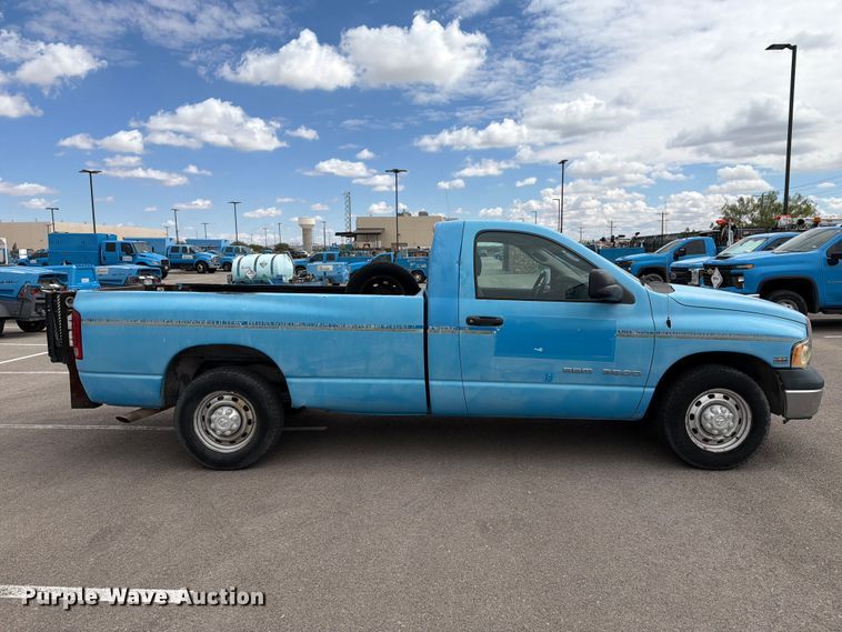 image for item FI2043 2005 Dodge Ram 2500 pickup truck