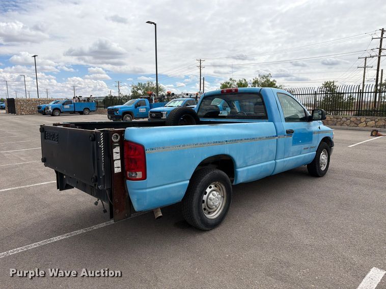 image for item FI2043 2005 Dodge Ram 2500 pickup truck