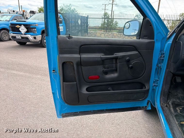 image for item FI2043 2005 Dodge Ram 2500 pickup truck