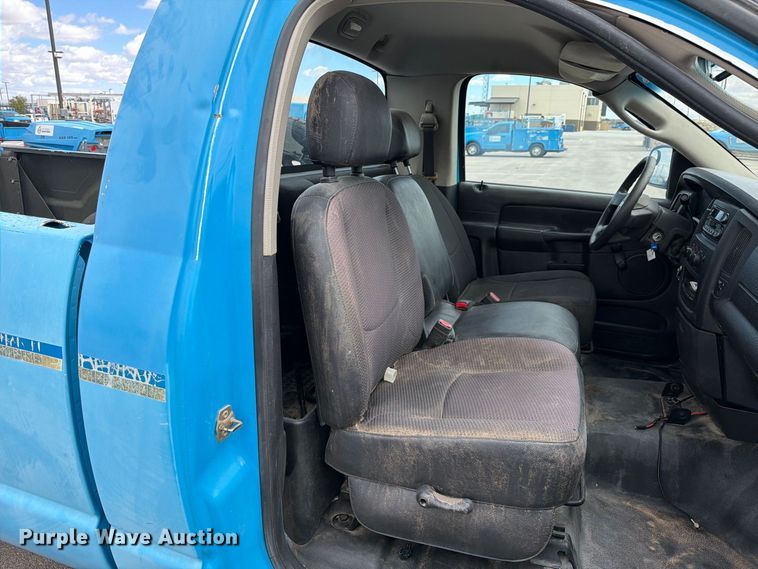 image for item FI2043 2005 Dodge Ram 2500 pickup truck