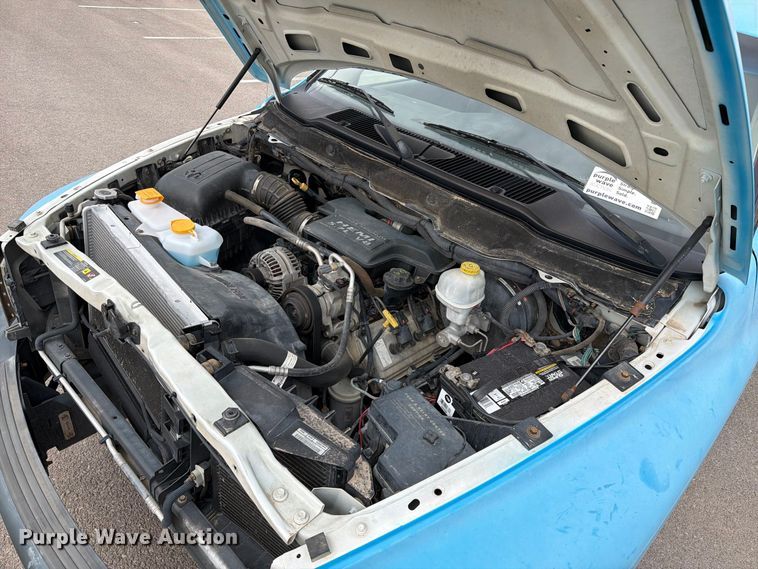 image for item FI2043 2005 Dodge Ram 2500 pickup truck