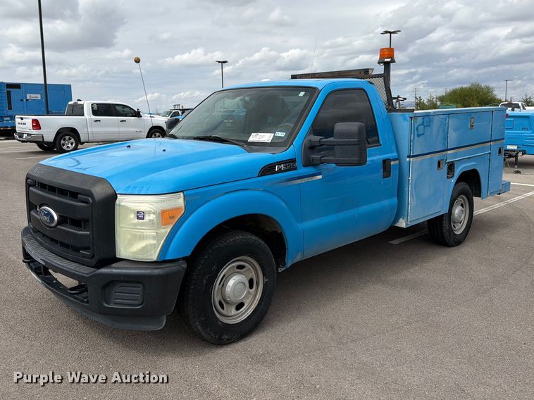 image for item FI2044 2011 Ford F350 Super Duty utility bed pickup truck