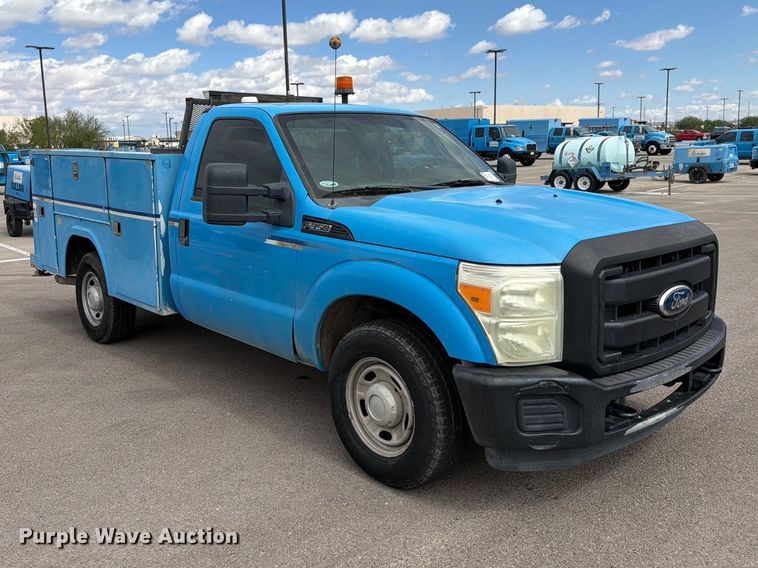 image for item FI2044 2011 Ford F350 Super Duty utility bed pickup truck