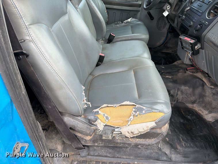 image for item FI2044 2011 Ford F350 Super Duty utility bed pickup truck
