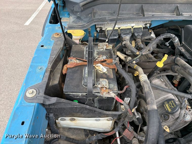 image for item FI2044 2011 Ford F350 Super Duty utility bed pickup truck