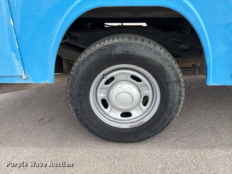 image for item FI2044 2011 Ford F350 Super Duty utility bed pickup truck