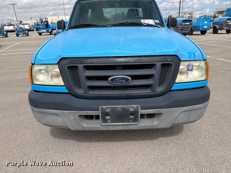 image for item FI2045 2004 Ford Ranger pickup truck